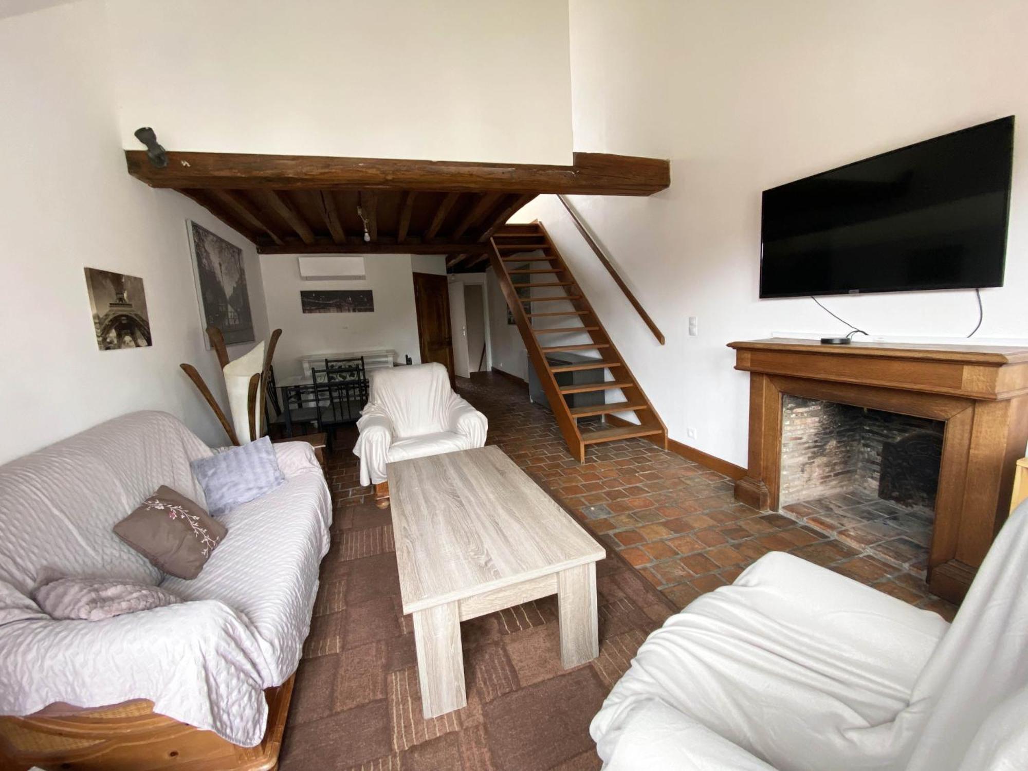 Appartement Tout Confort En Centre-Ville Cosne-Cours-Sur-Loire Экстерьер фото